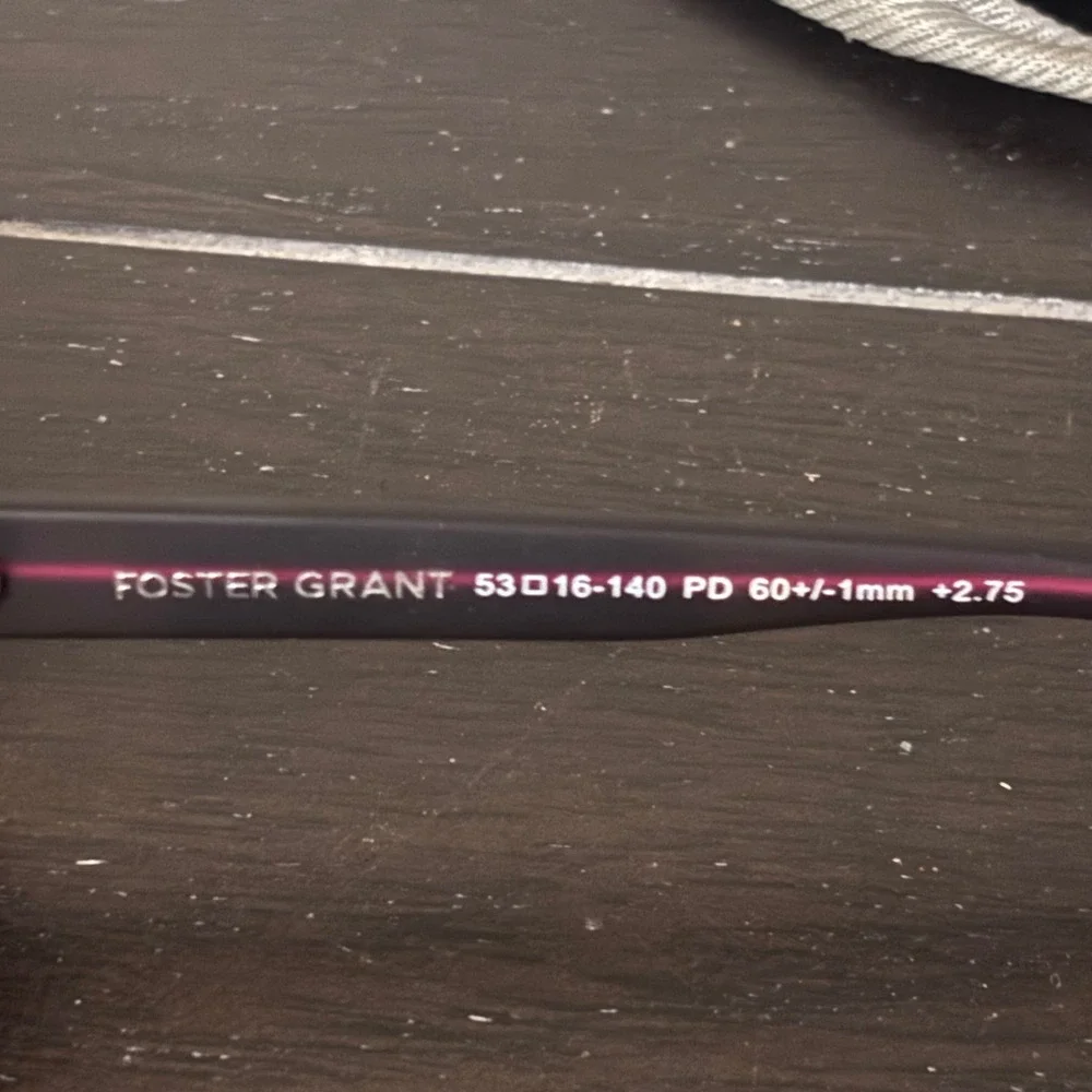 Foster‎ Grant Zera BLK HD1014 Black Pink Oval Reading Glasses +2.75 with Case
